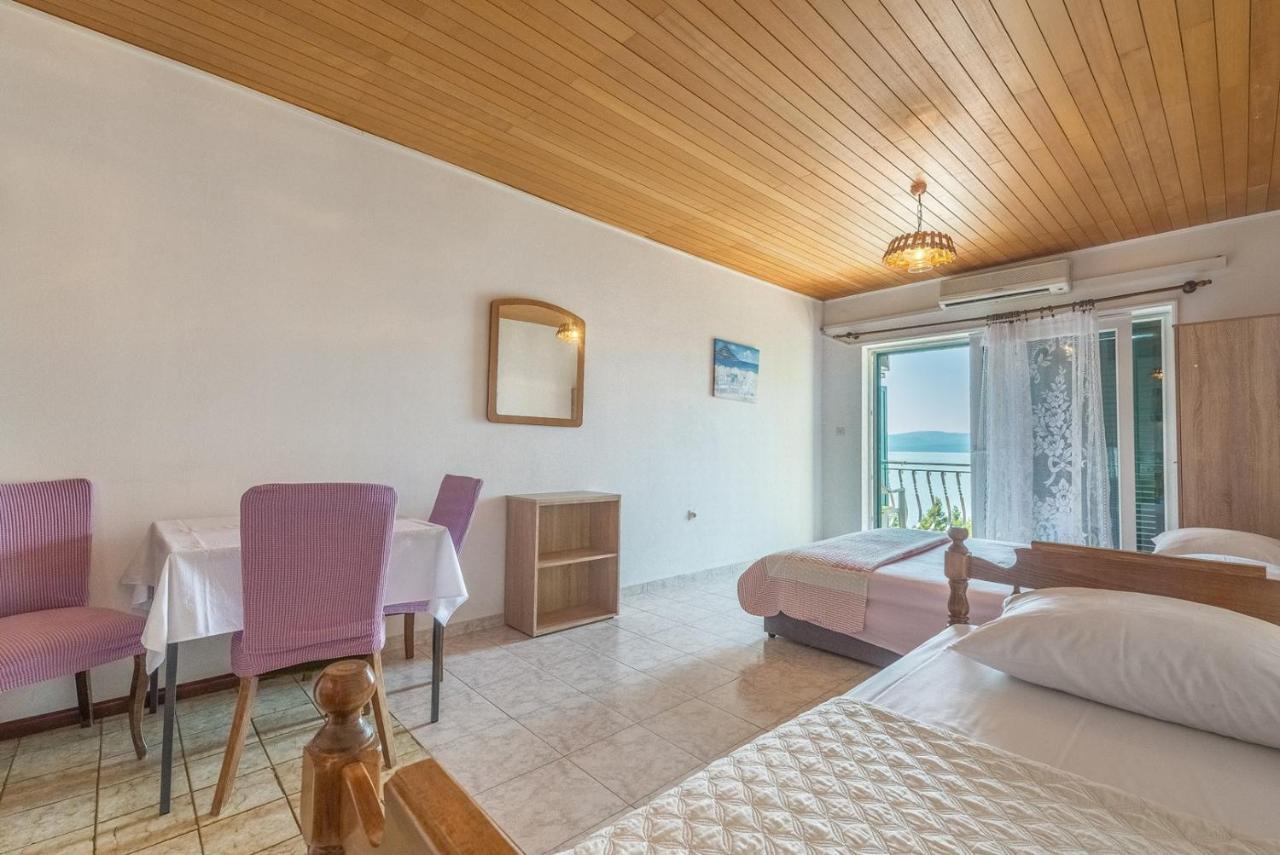 Apartments Kod Cara 로크바 로고즈니차 외부 사진